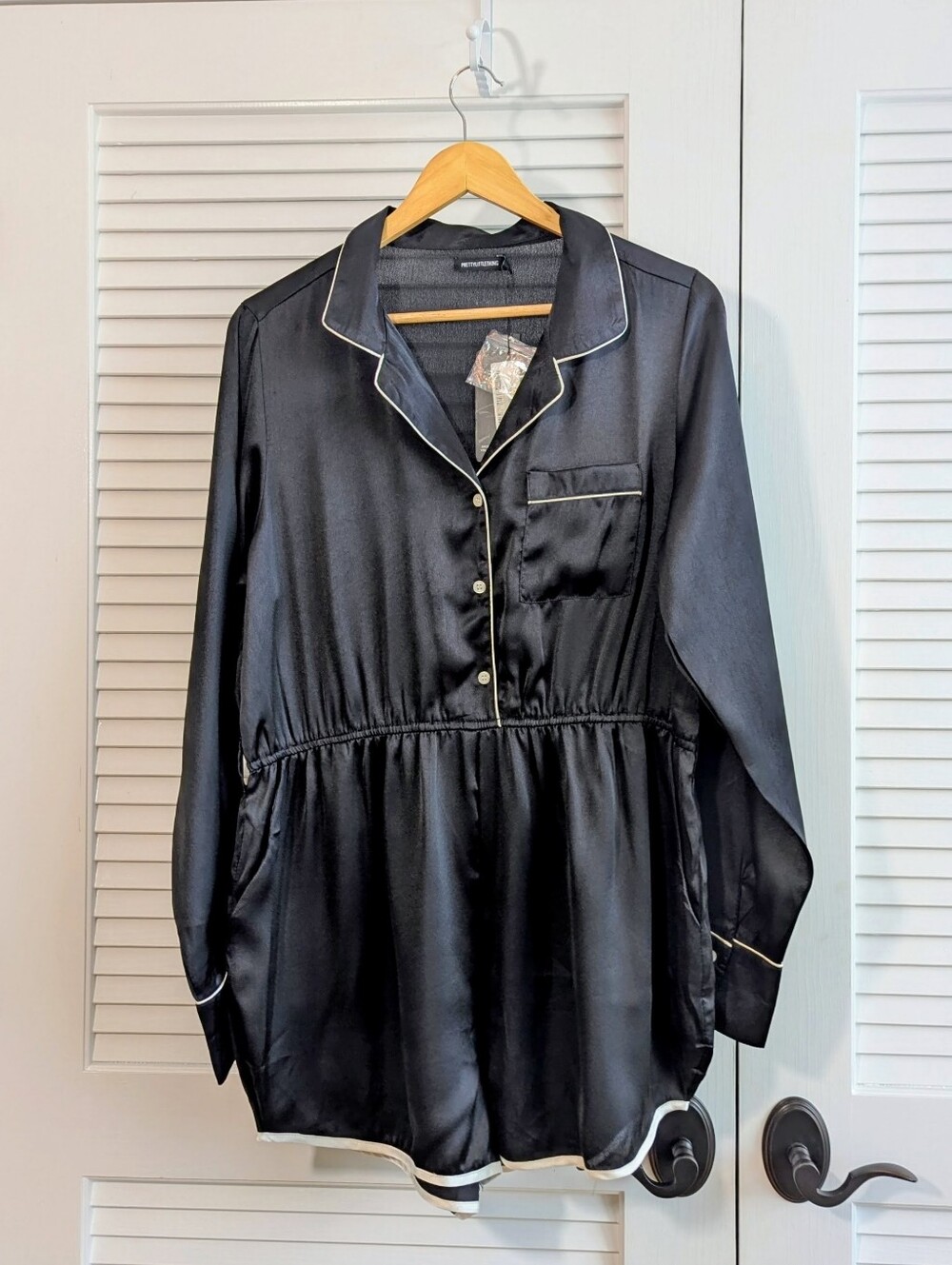PrettyLittleThing Black Satin Pajama Style Romper Playsuit NWT US 12